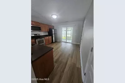 515 Cider Hill Road, Jacksonville, NC 28546 - Photo 3