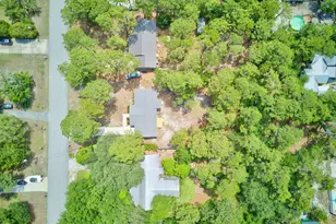 225 E 11th St, Southport, NC 28461 - Photo 39