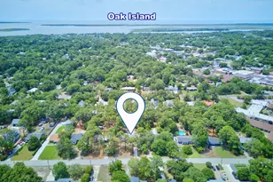 225 E 11th St, Southport, NC 28461 - Photo 37