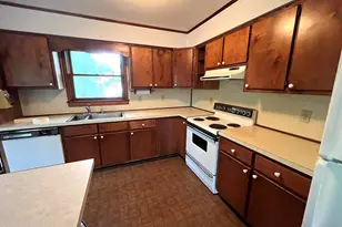 136 NE 21st St, Oak Island, NC 28465 - Photo 7
