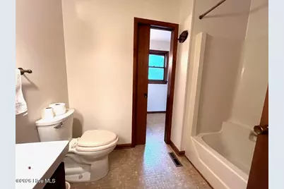 136 NE 21st Street, Oak Island, NC 28465 - Photo 23