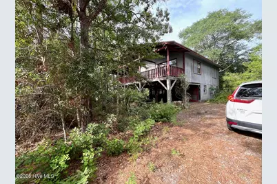 136 NE 21st Street, Oak Island, NC 28465 - Photo 33