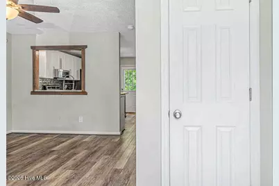 103 Meadowbrook Lane, Jacksonville, NC 28546 - Photo 3