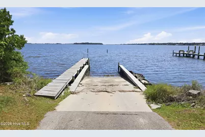 131 Silver Creek Drive, Swansboro, NC 28584 - Photo 25