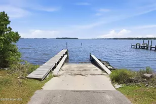 131 Silver Creek Dr, Swansboro, NC 28584 - Photo 25