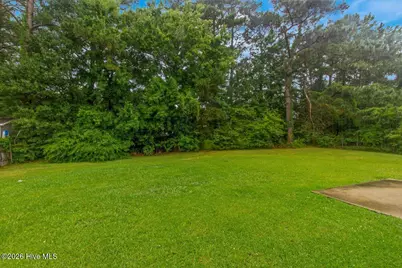 201 Greenbriar Drive, Jacksonville, NC 28546 - Photo 27