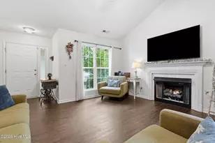 156 Kensington Wy, Aberdeen, NC 28315 - Photo 5