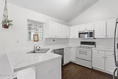 156 Kensington Way, Aberdeen, NC 28315 - Photo 15