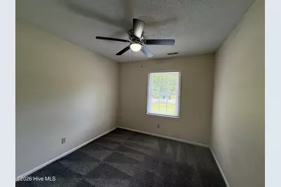 411 Greenbriar Drive, Jacksonville, NC 28546 - Photo 11
