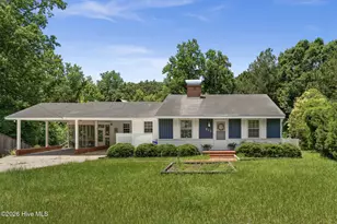 612 David St, Elizabethtown, NC 28337 - Photo 1