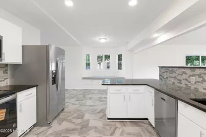 113 Casey Lane, Newport, NC 28570 - Photo 9