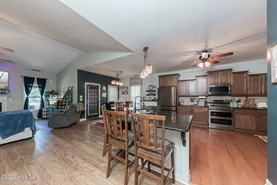 414 Fawns Creek Chase, Jacksonville, NC 28540 - Photo 7