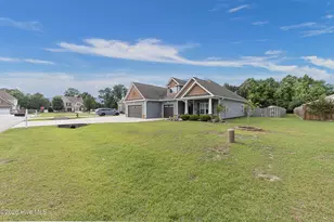 414 Fawns Creek Chase, Jacksonville, NC 28540 - Photo 3