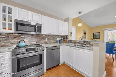 4103 Breezewood Drive #Apt 204, Wilmington, NC 28412 - Photo 11