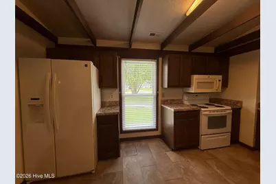 804 Brynn Marr Road, Jacksonville, NC 28546 - Photo 3