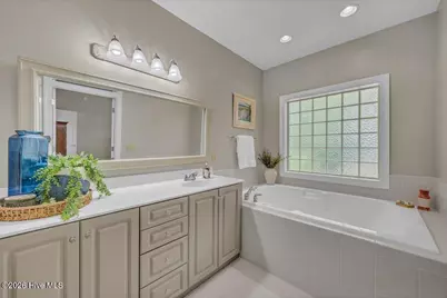 5033 Monck Court, Wilmington, NC 28409 - Photo 13