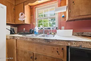 613 Robbinsville Rd, Andrews, NC 28901 - Photo 33
