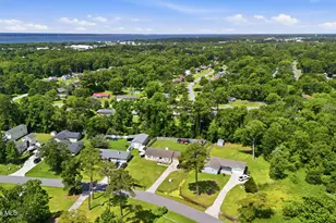 705 Hedrick Blvd, Morehead City, NC 28557 - Photo 33