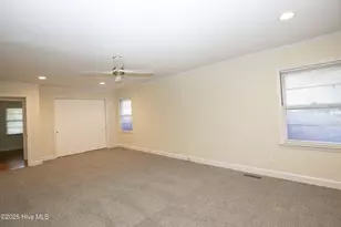 345 E New Hampshire Ave, Southern Pines, NC 28387 - Photo 41