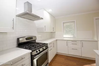 345 E New Hampshire Avenue, Southern Pines, NC 28387 - Photo 21