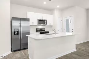 140 Starlight St, Sanford, NC 27330 - Photo 5