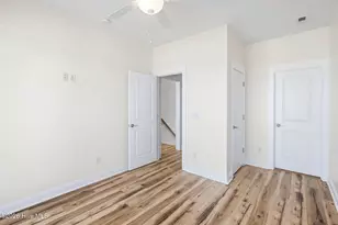 304 Oceanaire Ln, Surf City, NC 28445 - Photo 33