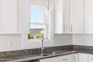 304 Oceanaire Ln, Surf City, NC 28445 - Photo 17