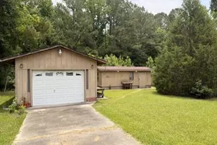 323 Pierce Rd, Hallsboro, NC 28442 - Photo 11