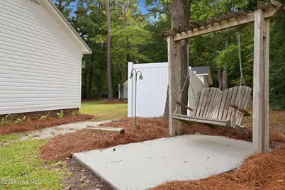 4393 Frog Level Road, Winterville, NC 28590 - Photo 9