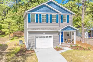 435 W New Jersey Ave, Southern Pines, NC 28387 - Photo 1