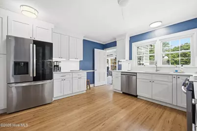 1306 Summit Avenue, Washington, NC 27889 - Photo 13
