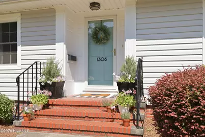 1306 Summit Avenue, Washington, NC 27889 - Photo 7