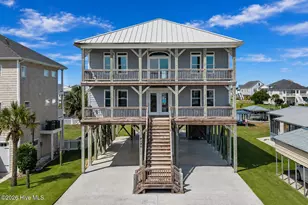 9091 W 9th St, Surf City, NC 28445 - Photo 1