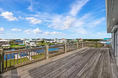 9091 W 9th Street, Surf City, NC 28445 - Photo 11