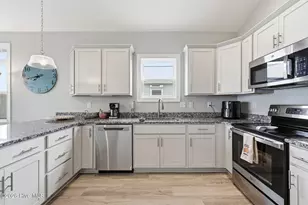 124 Sea Gull Ln, North Topsail Beach, NC 28460 - Photo 7