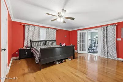 2107 Pinewood Terrace, Fayetteville, NC 28304 - Photo 11