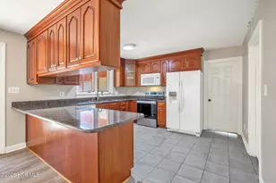 2107 Pinewood Terrace, Fayetteville, NC 28304 - Photo 13