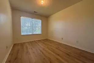 2936 Mulberry Ln, Greenville, NC 27858 - Photo 13