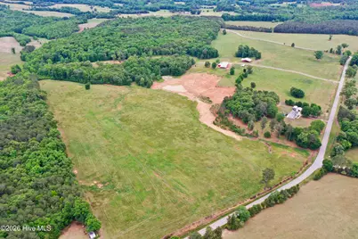 8335 Sc 187, Iva, SC 29655 - Photo 5