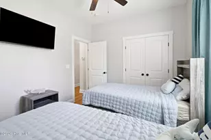 151 NW 11th St, Oak Island, NC 28465 - Photo 35