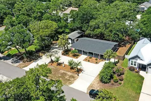 103 NW 25th St, Oak Island, NC 28465 - Photo 3