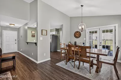 110 Woodbridge Court, Jacksonville, NC 28540 - Photo 9