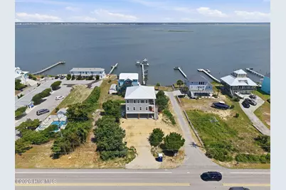 2302 Emerald Drive, Emerald Isle, NC 28594 - Photo 7