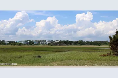 838 Ocean Boulevard W, Holden Beach, NC 28462 - Photo 5