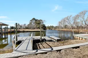 405 Salt Mdw Ct, Holly Ridge, NC 28445 - Photo 17