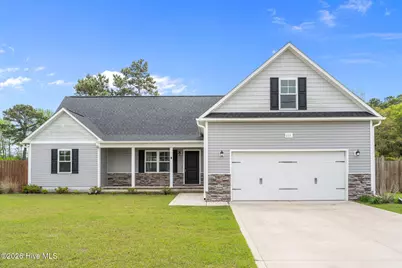 111 Anderson Avenue, Holly Ridge, NC 28445 - Photo 1