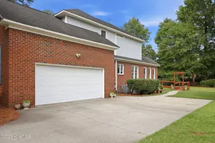 402 Kempton Dr, Greenville, NC 27834 - Photo 17