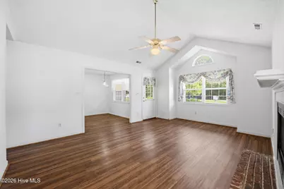 4001 Gaston Court, New Bern, NC 28562 - Photo 7