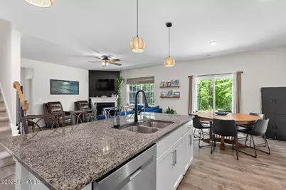 1013 Ella Bengel Drive, New Bern, NC 28562 - Photo 15