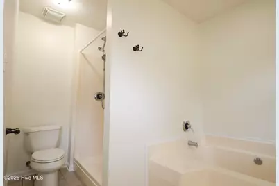172 Baytree Drive, Jacksonville, NC 28546 - Photo 11